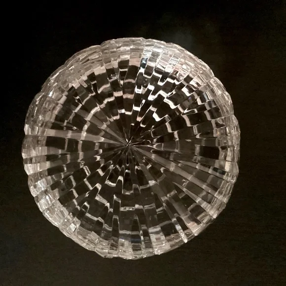 Domed Sculptured And Faceted Clear Lead Crystal Paperweight EUC - Picture 9 of 14